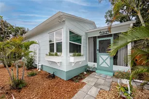 1212 Hull St S, Gulfport, FL 33707 - Photo 38