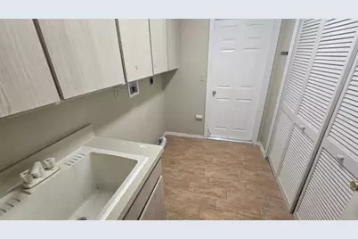 5461 Oakridge Drive, Palm Harbor, FL 34685 - Photo 12