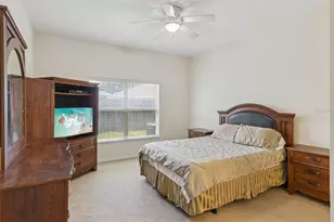 725 Star Pointe Dr, Seffner, FL 33584 - Photo 16