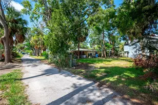 309 Bath St, Tarpon Springs, FL 34689 - Photo 30