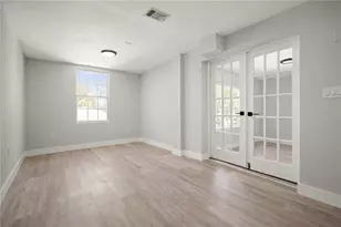 309 Bath St, Tarpon Springs, FL 34689 - Photo 16