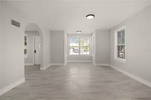 309 Bath St, Tarpon Springs, FL 34689 - Photo 4