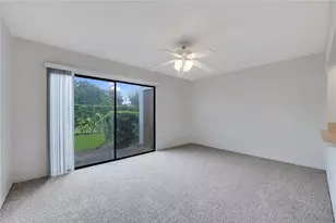 16547 Lake Brigadoon Cir, Tampa, FL 33618 - Photo 16