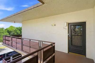 6190 80th Street N #403, Saint Petersburg, FL 33709 - Photo 2