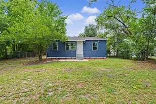 7315 N Dartmouth Ave, Tampa, FL 33604 - Photo 2