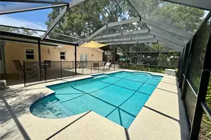 918 Bay Breeze Terrace, Largo, FL 33770 - Photo 56