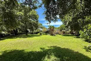 918 Bay Breeze Terrace, Largo, FL 33770 - Photo 6