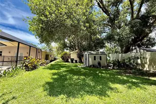 918 Bay Breeze Terrace, Largo, FL 33770 - Photo 88