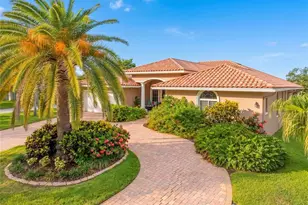 2001 Illinois Ave NE, Saint Petersburg, FL 33703 - Photo 6