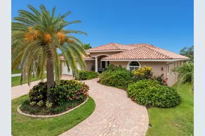 2001 Illinois Ave NE, Saint Petersburg, FL 33703 - Photo 4