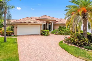 2001 Illinois Ave NE, Saint Petersburg, FL 33703 - Photo 4
