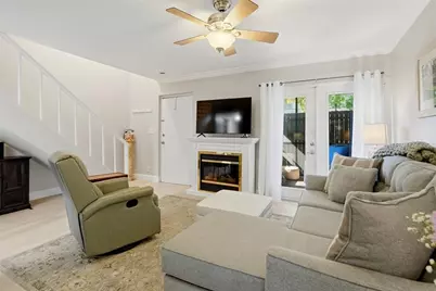 8003 Jasmine Drive #8003, Tampa, FL 33637 - Photo 8