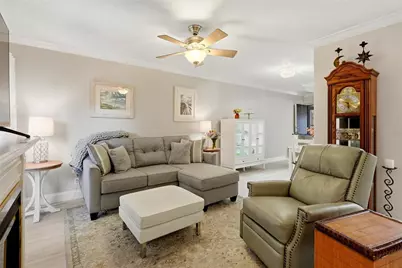 8003 Jasmine Drive #8003, Tampa, FL 33637 - Photo 10