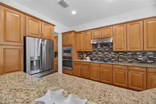 824 Islebay Dr, Apollo Beach, FL 33572 - Photo 34