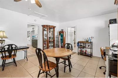 806 Blue Heron Boulevard, Ruskin, FL 33570 - Photo 12