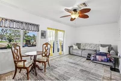 806 Blue Heron Boulevard, Ruskin, FL 33570 - Photo 10