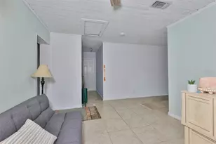 401 Overland Dr, Brandon, FL 33511 - Photo 16