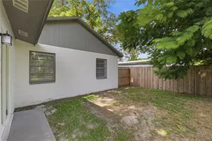 3014 E Osborne Ave, Tampa, FL 33610 - Photo 28