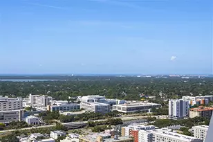 400 Central Ave, Saint Petersburg, FL 33701 - Photo 14