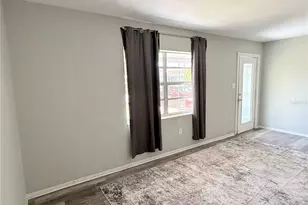 6041 43rd Ave N, Saint Petersburg, FL 33709 - Photo 4