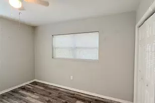 6041 43rd Ave N, Saint Petersburg, FL 33709 - Photo 16