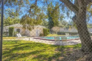 6226 Goldenmoss Way, Tampa, FL 33617 - Photo 36