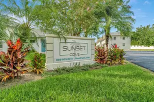 1142 Sunset Point Rd, Clearwater, FL 33755 - Photo 1