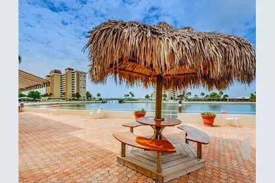 4550 Cove Circle #808, Saint Petersburg, FL 33708 - Photo 20