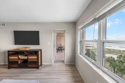 1270 Gulf Boulevard #606, Clearwater Beach, FL 33767 - Photo 16