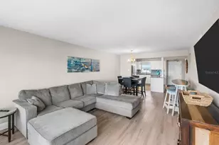 1270 Gulf Blvd, Clearwater Beach, FL 33767 - Photo 12