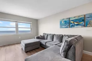 1270 Gulf Blvd, Clearwater Beach, FL 33767 - Photo 14