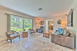 1712 Sakura Dr, Valrico, FL 33596 - Photo 8