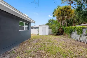 72 Lake Shore Dr, Palm Harbor, FL 34684 - Photo 32