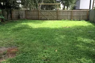 5744 2nd Ave N, Saint Petersburg, FL 33710 - Photo 10
