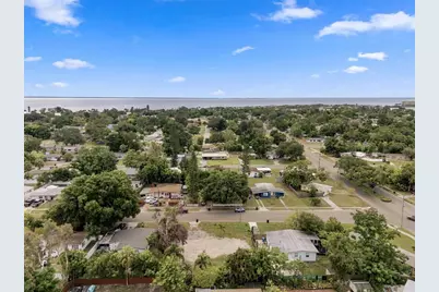 3963 Neptune Drive SE, Saint Petersburg, FL 33705 - Photo 6
