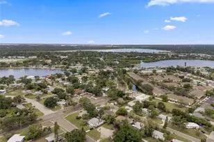 3963 Neptune Dr SE, Saint Petersburg, FL 33705 - Photo 10