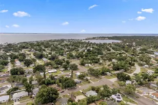 3963 Neptune Dr SE, Saint Petersburg, FL 33705 - Photo 16