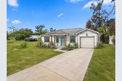 3963 Neptune Drive SE, Saint Petersburg, FL 33705 - Photo 1