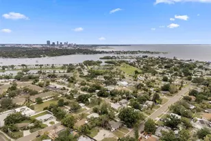 3963 Neptune Dr SE, Saint Petersburg, FL 33705 - Photo 12