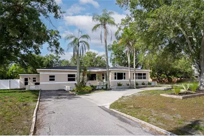 4566 28th Avenue N, Saint Petersburg, FL 33713 - Photo 2