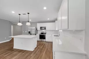 9514 Summers Cay Cir, Thonotosassa, FL 33592 - Photo 8