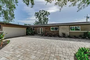 861 Rafael Blvd NE, Saint Petersburg, FL 33704 - Photo 6