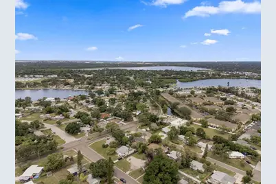 3963 Neptune Drive SE, Saint Petersburg, FL 33705 - Photo 8