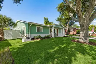 14584 Apache Ave, Largo, FL 33774 - Photo 2