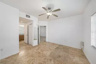 6011 Skydale Way, Riverview, FL 33578 - Photo 12