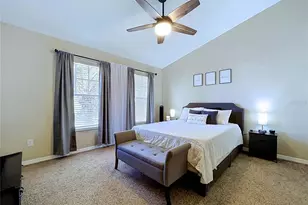 12207 Country White Cir, Tampa, FL 33635 - Photo 14