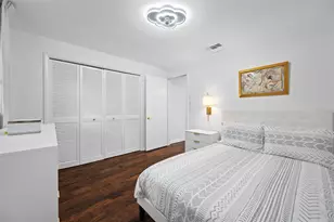 2036 Forest Dr, Clearwater, FL 33763 - Photo 26