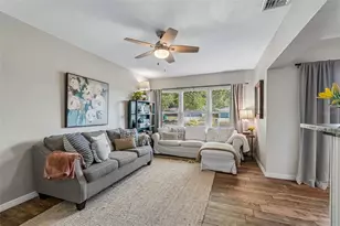 10748 Village Green Ave, Seminole, FL 33772 - Photo 6
