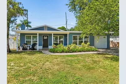 10748 Village Green Ave, Seminole, FL 33772 - Photo 1