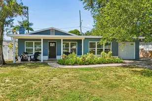 10748 Village Green Ave, Seminole, FL 33772 - Photo 1